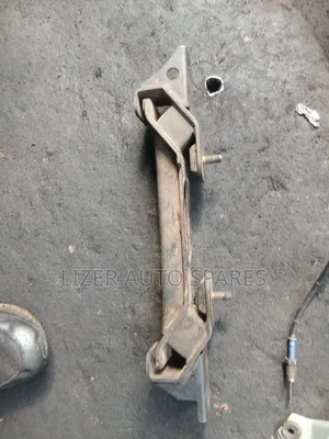Gearbox Mounting Pajero V73-98