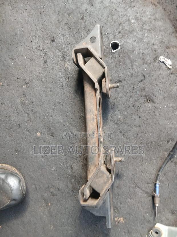 Gearbox Mounting Pajero V73-98