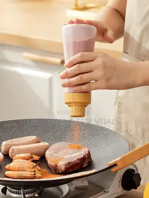 Sauce Dispenser Bottle