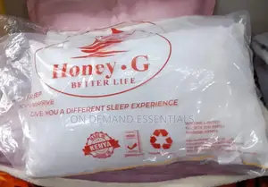 High Quality Plain White Pillows. (Honey G)