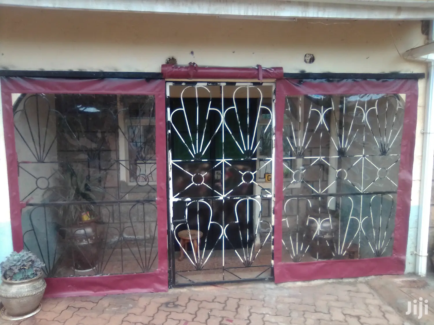 We Cover Yr Balcony To Prevent Wind And Dust With PVC