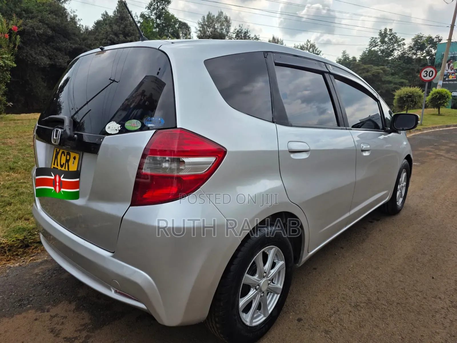 Honda Fit 2011 Silver