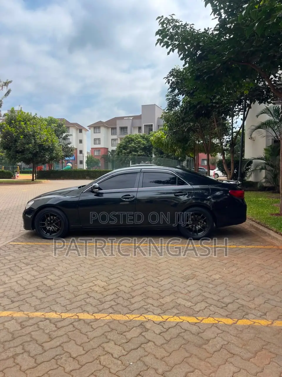 Toyota Mark X 2011 Black