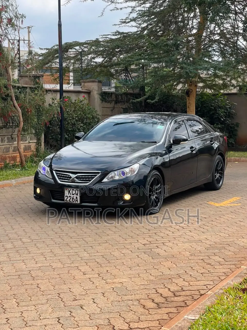 Toyota Mark X 2011 Black