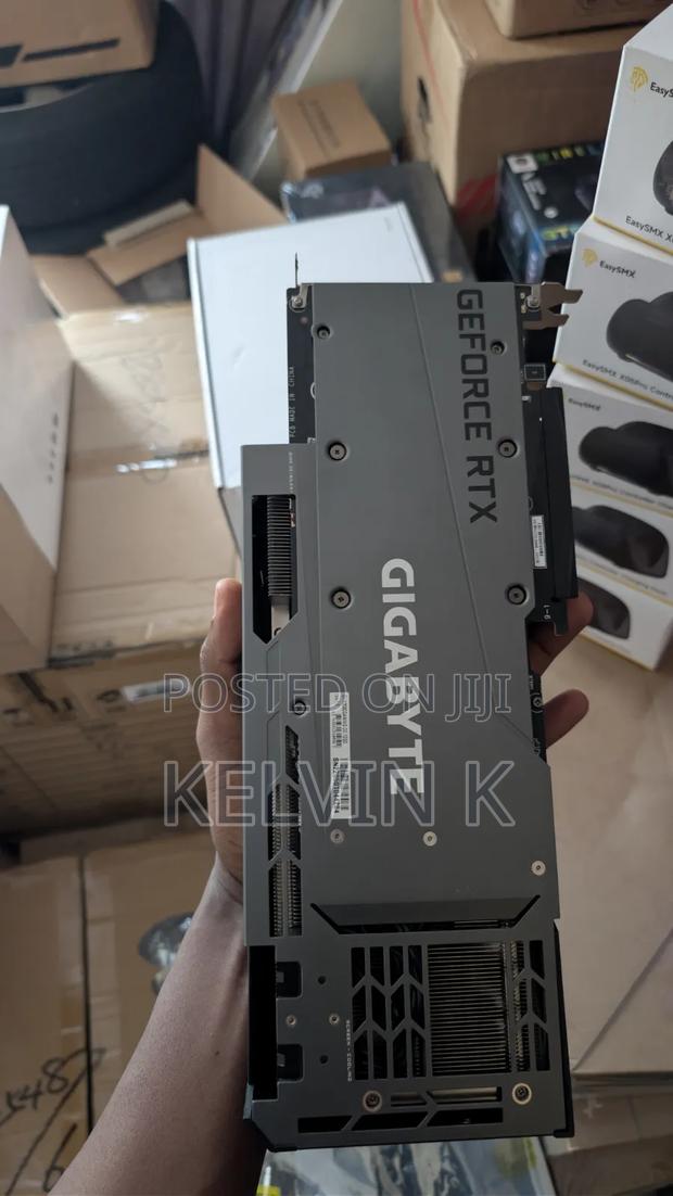 Gigabyte RTX 3080 12gb Gaming Graphics Card Gpu - thumbnail 3