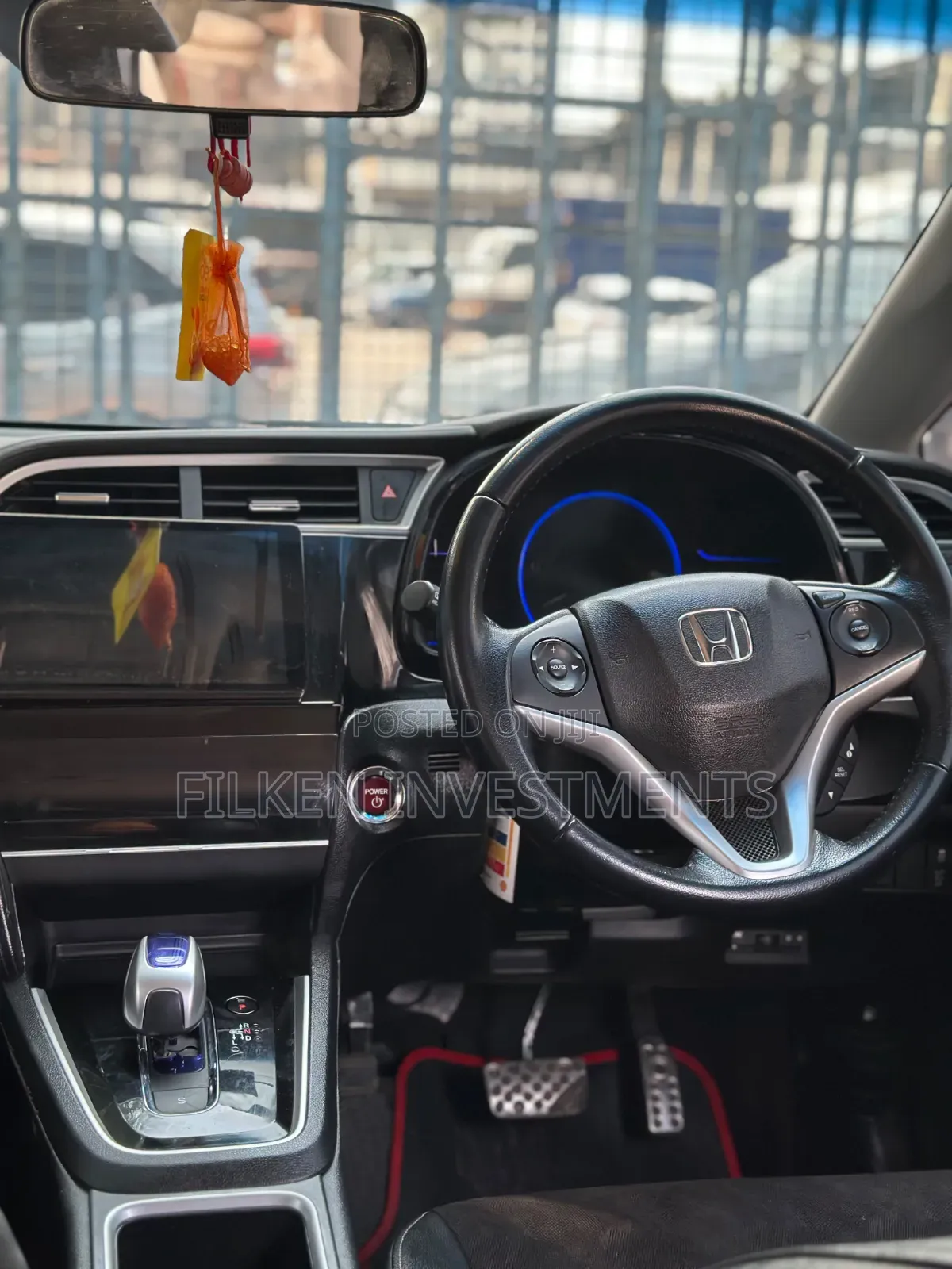 Honda Fit Shuttle 1.5 Hybrid 2WD 2017 White