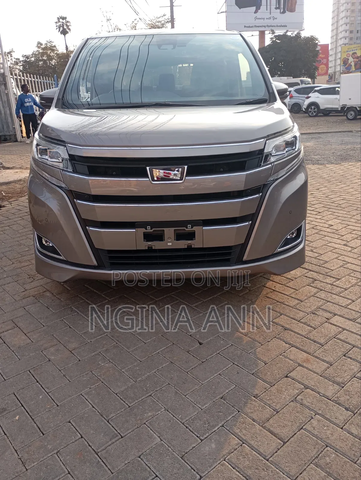 Toyota Noah 2020 Beige