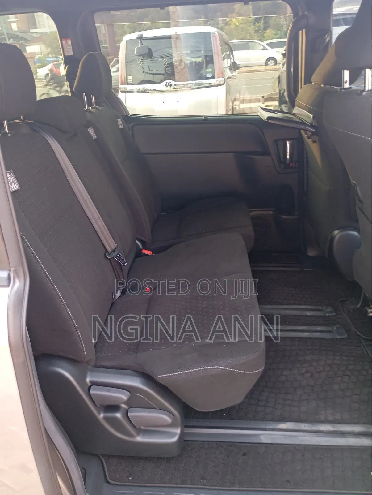 Toyota Noah 2020 Beige