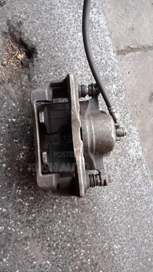 Front Caliper Honda Fit/Fit Shuttle - thumbnail 2