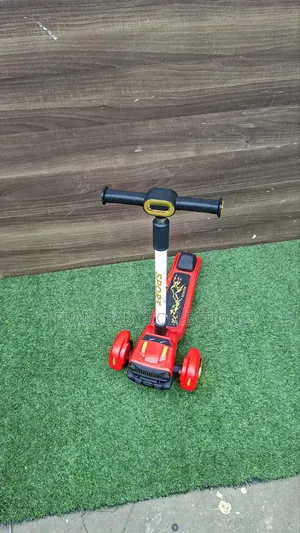 Adjustable Height Kids Scooter for Boys Girls