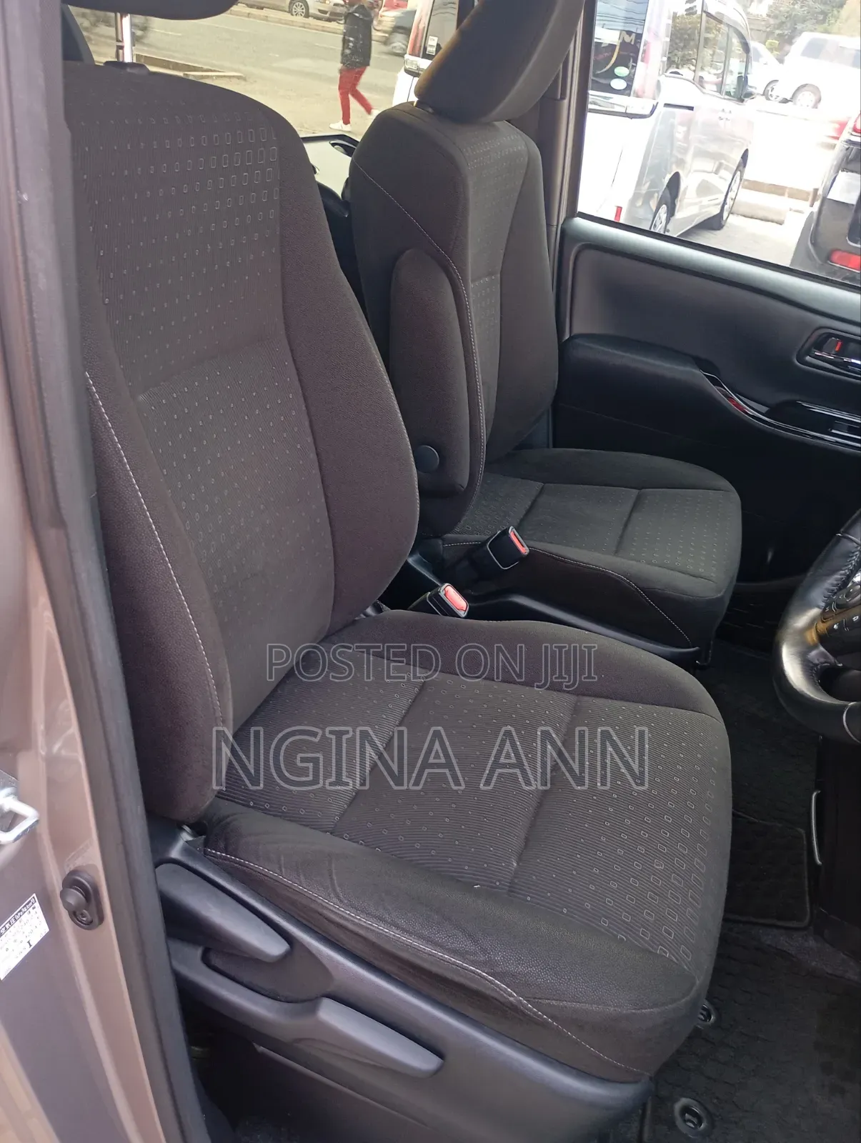 Toyota Noah 2020 Beige