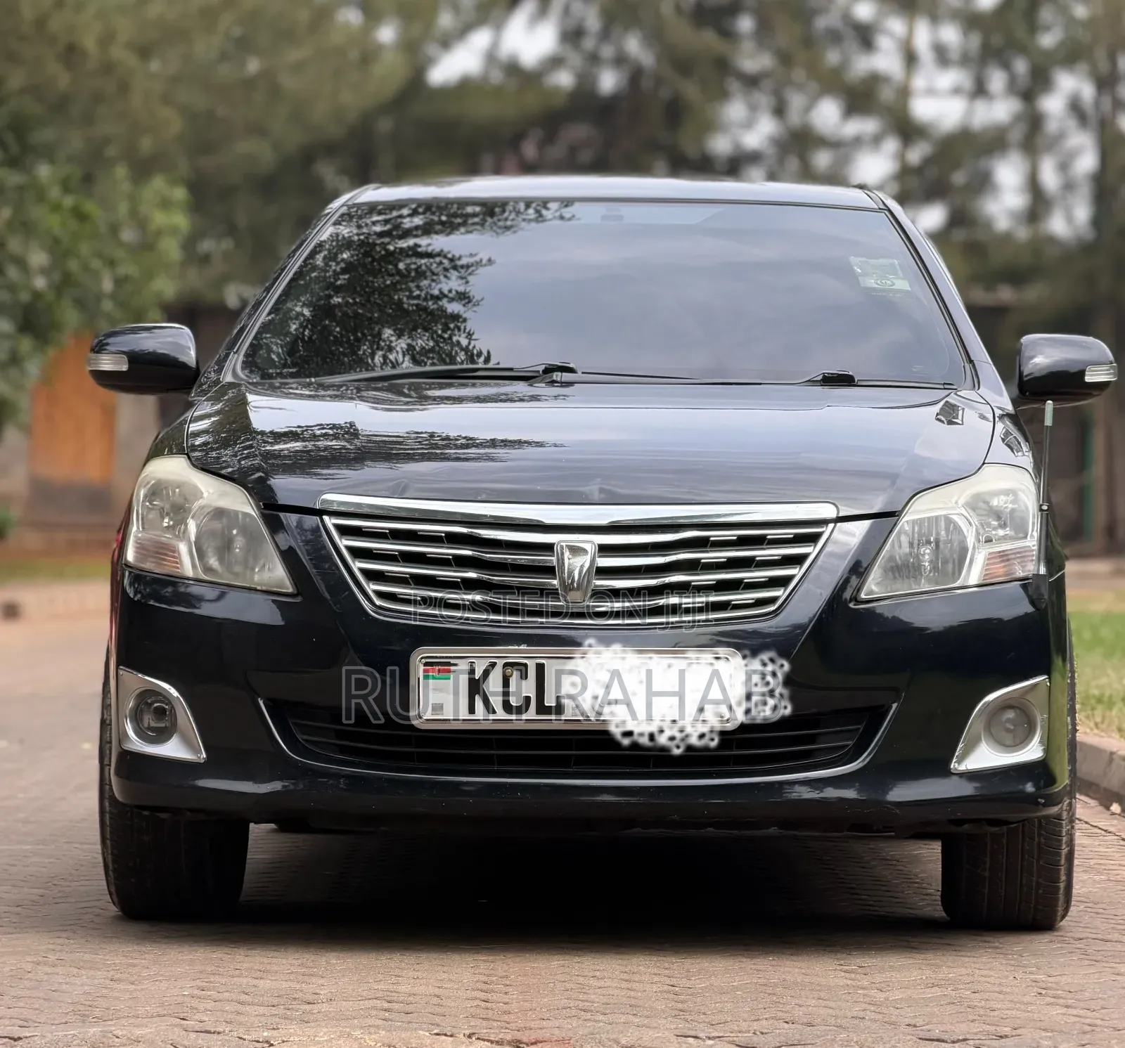 Toyota Premio 2010 Black
