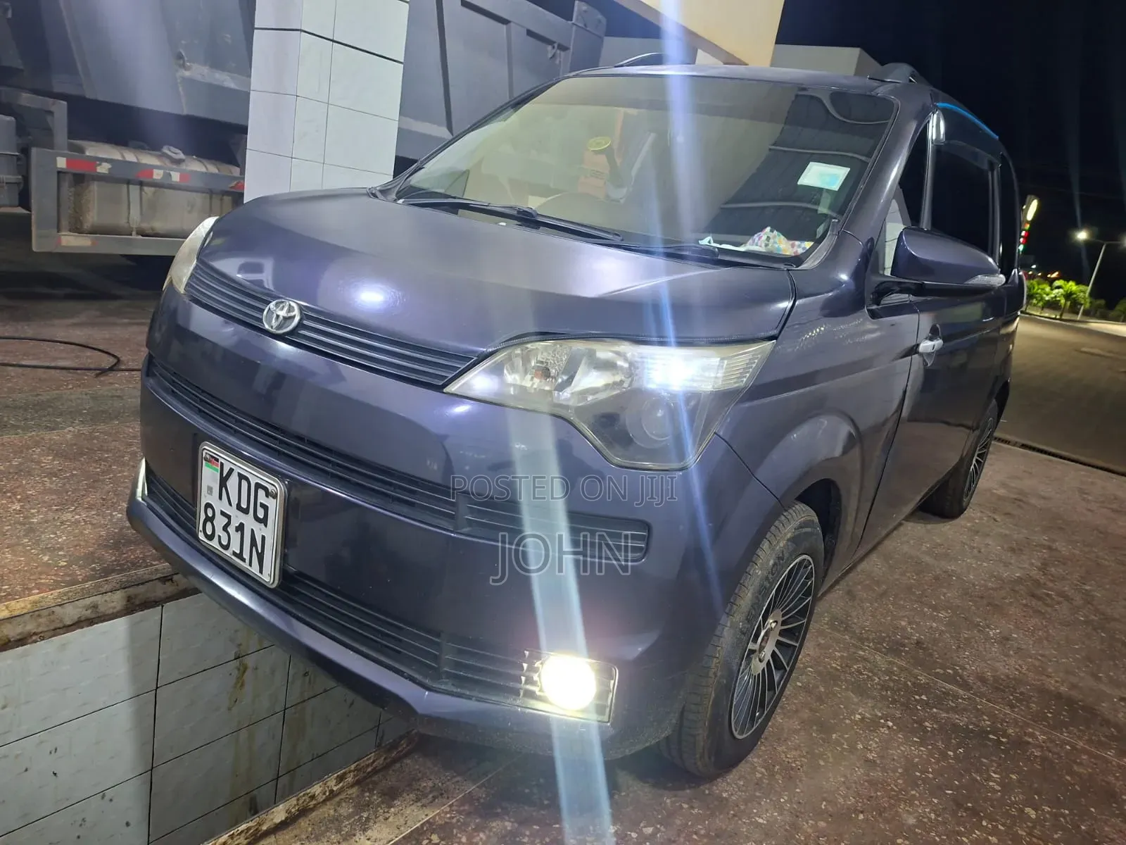 Toyota Spade 2015 Blue