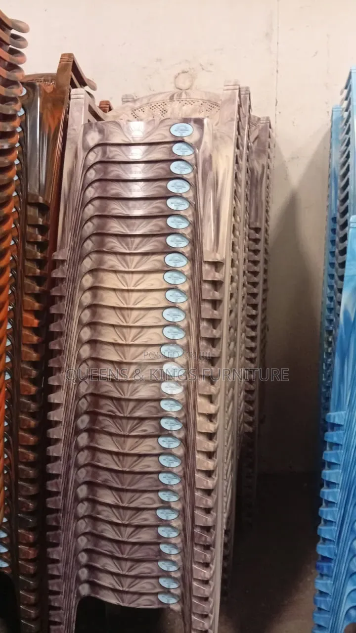 Heavy-Duty Plastic Chairs