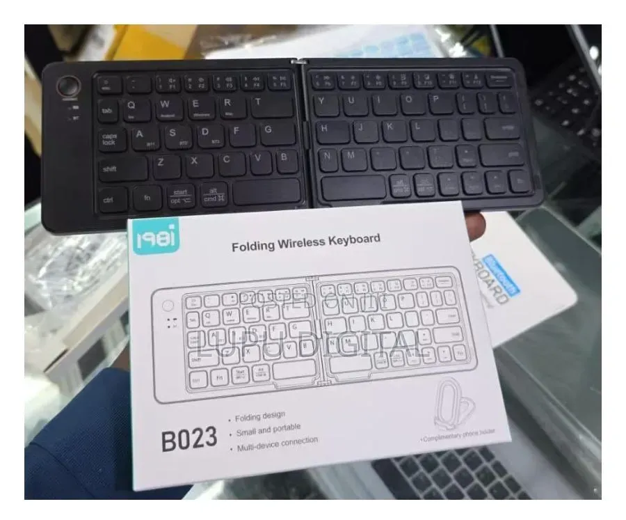 67 Keys B023 Folding Wireless Keyboards With Complimentary Phoneholder