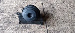 Engine Mount Land Cruiser J120/150 Diesel
