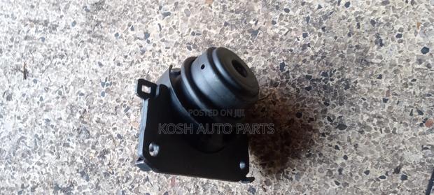 Engine Mount Land Cruiser J120/150 Diesel - thumbnail 9