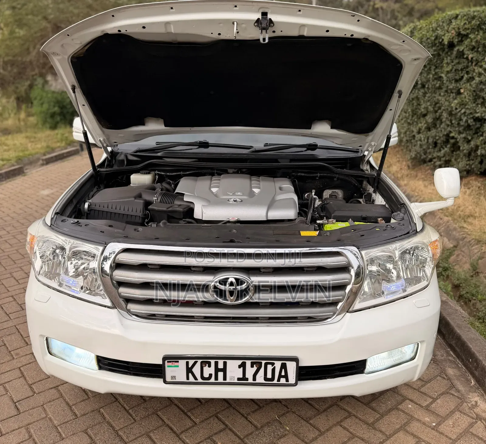Toyota Land Cruiser 4.6 V8 ZX 2009 White