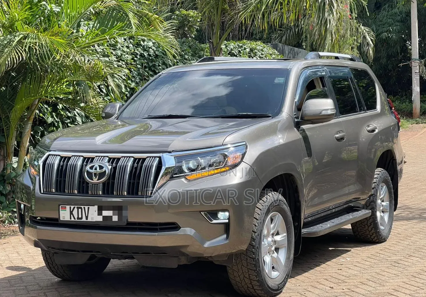 Toyota Land Cruiser Prado 2014 Gold