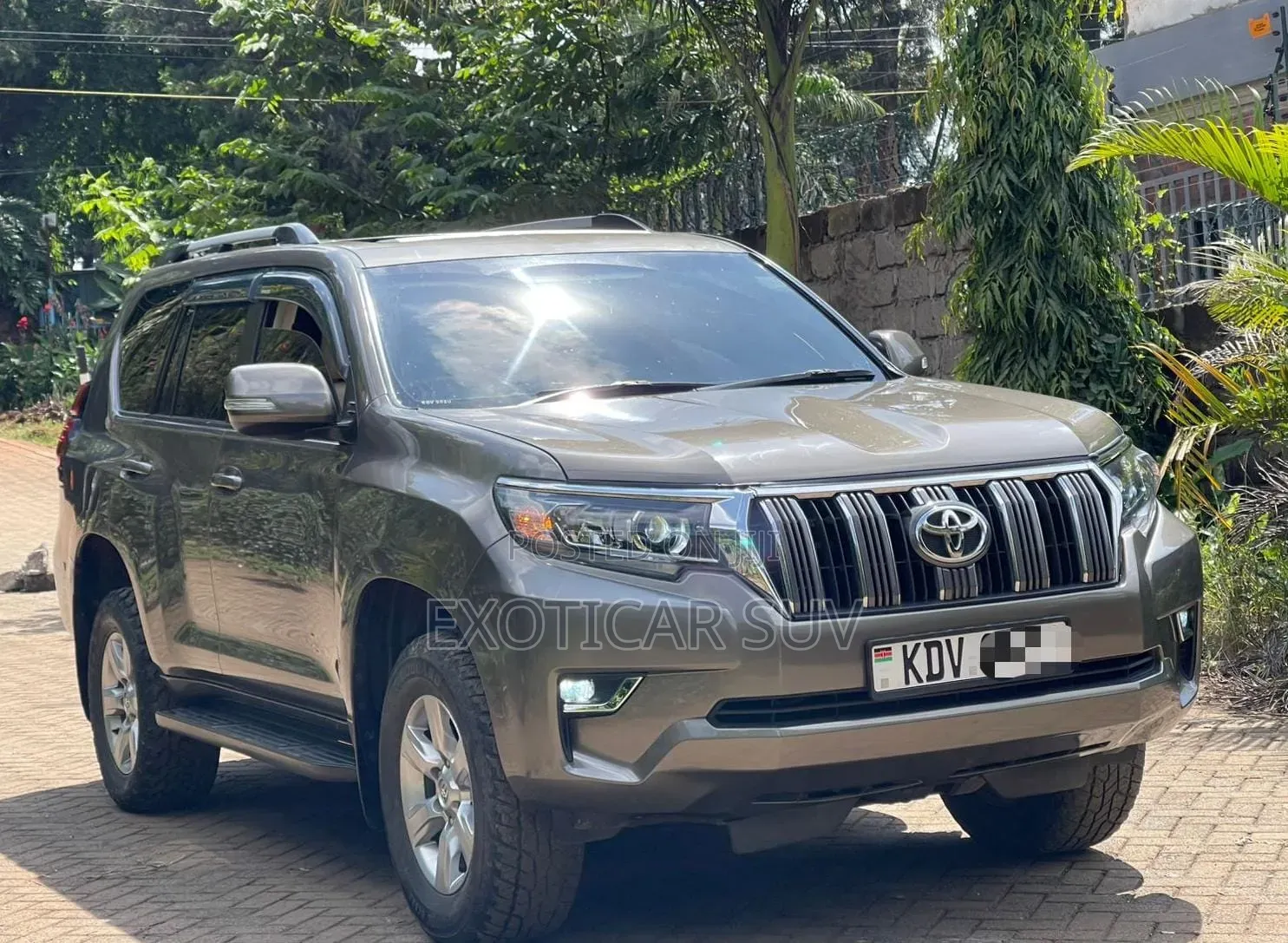 Toyota Land Cruiser Prado 2014 Gold