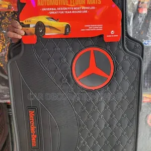 Mercedes Raised Edges Floor Mats With Geometric Pattern