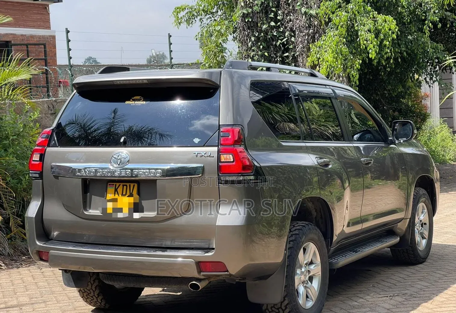 Toyota Land Cruiser Prado 2014 Gold