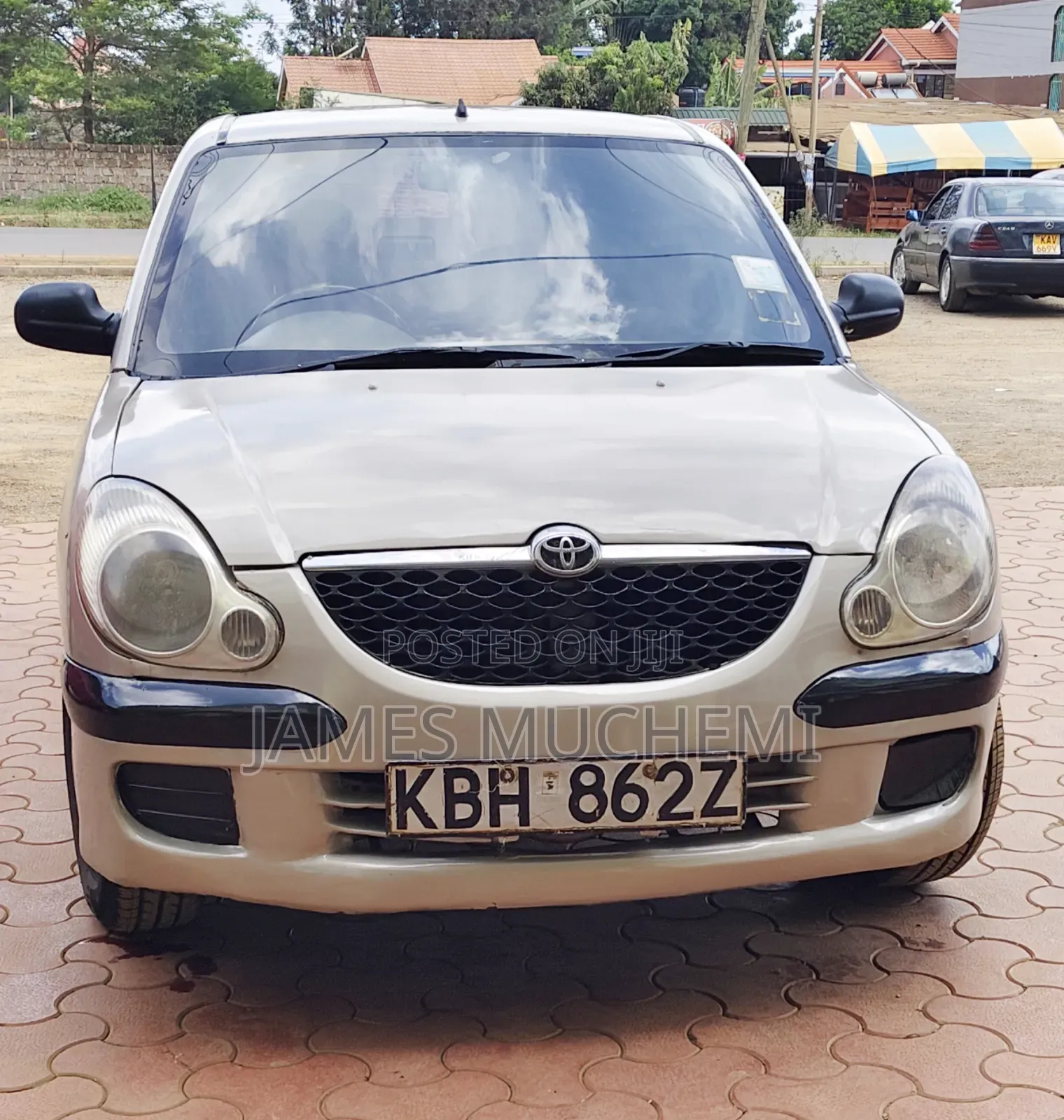 Toyota Duet 2002 Silver