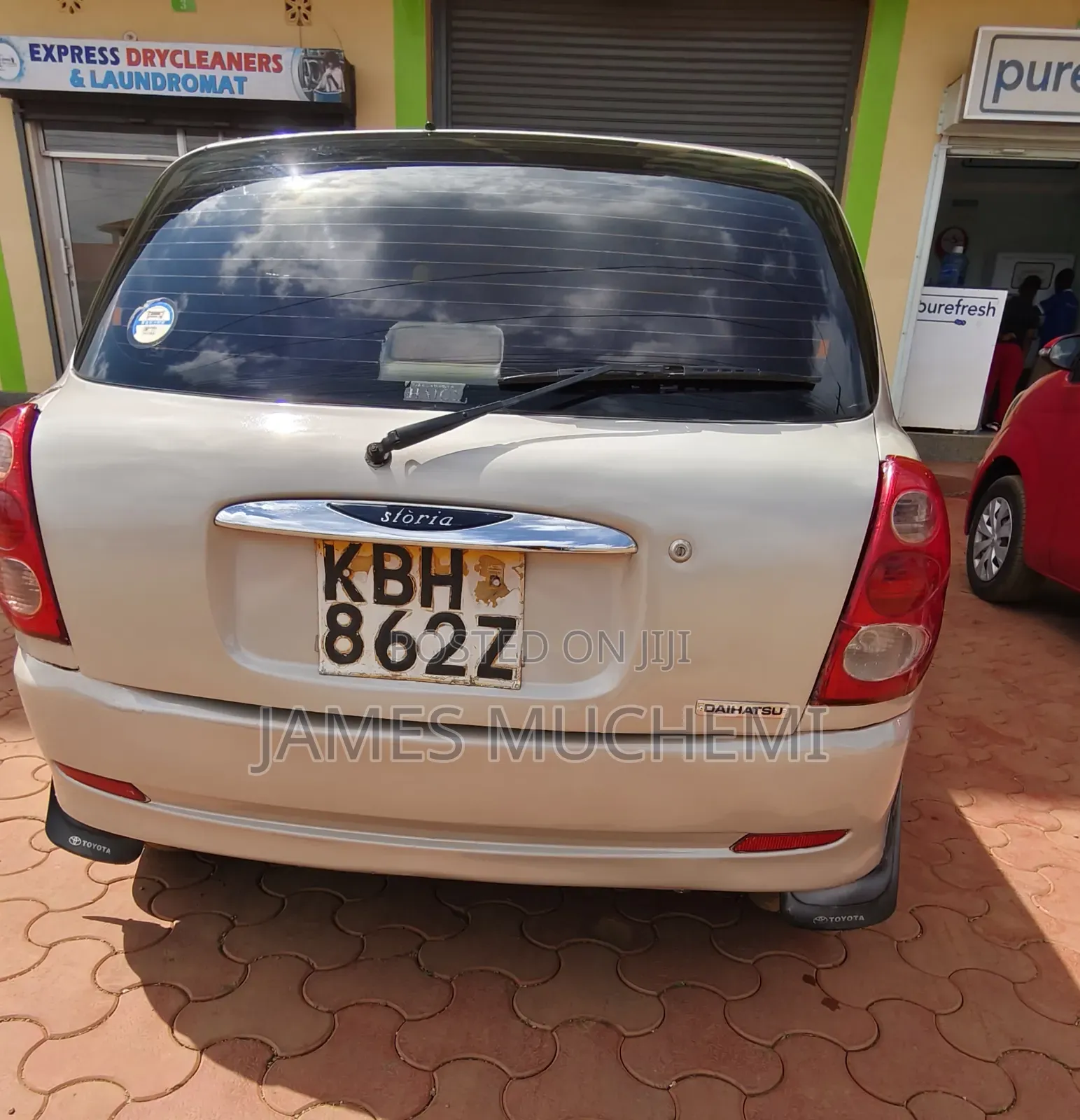 Toyota Duet 2002 Silver
