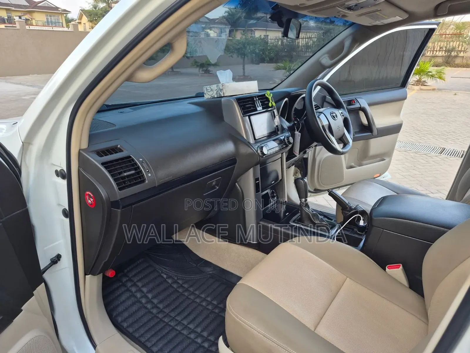 Toyota Land Cruiser Prado 2014 Pearl
