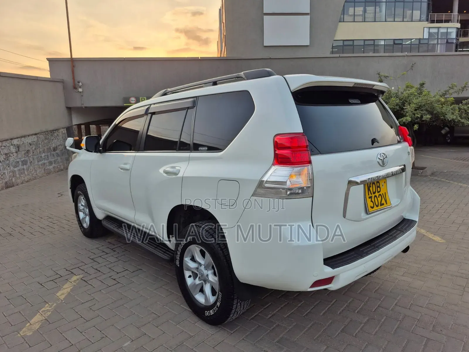Toyota Land Cruiser Prado 2014 Pearl