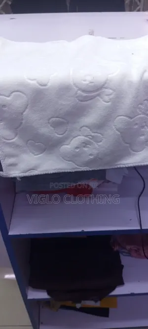 Wholesale White Kitchen Towels Available