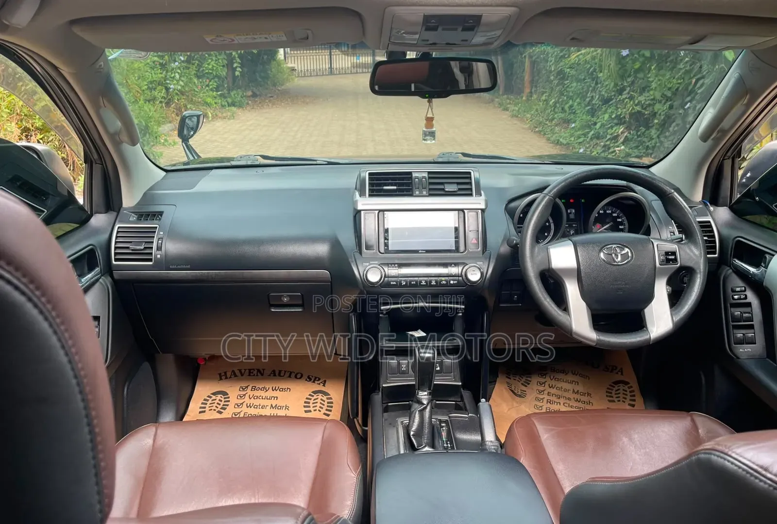 Toyota Land Cruiser Prado 2017 Black