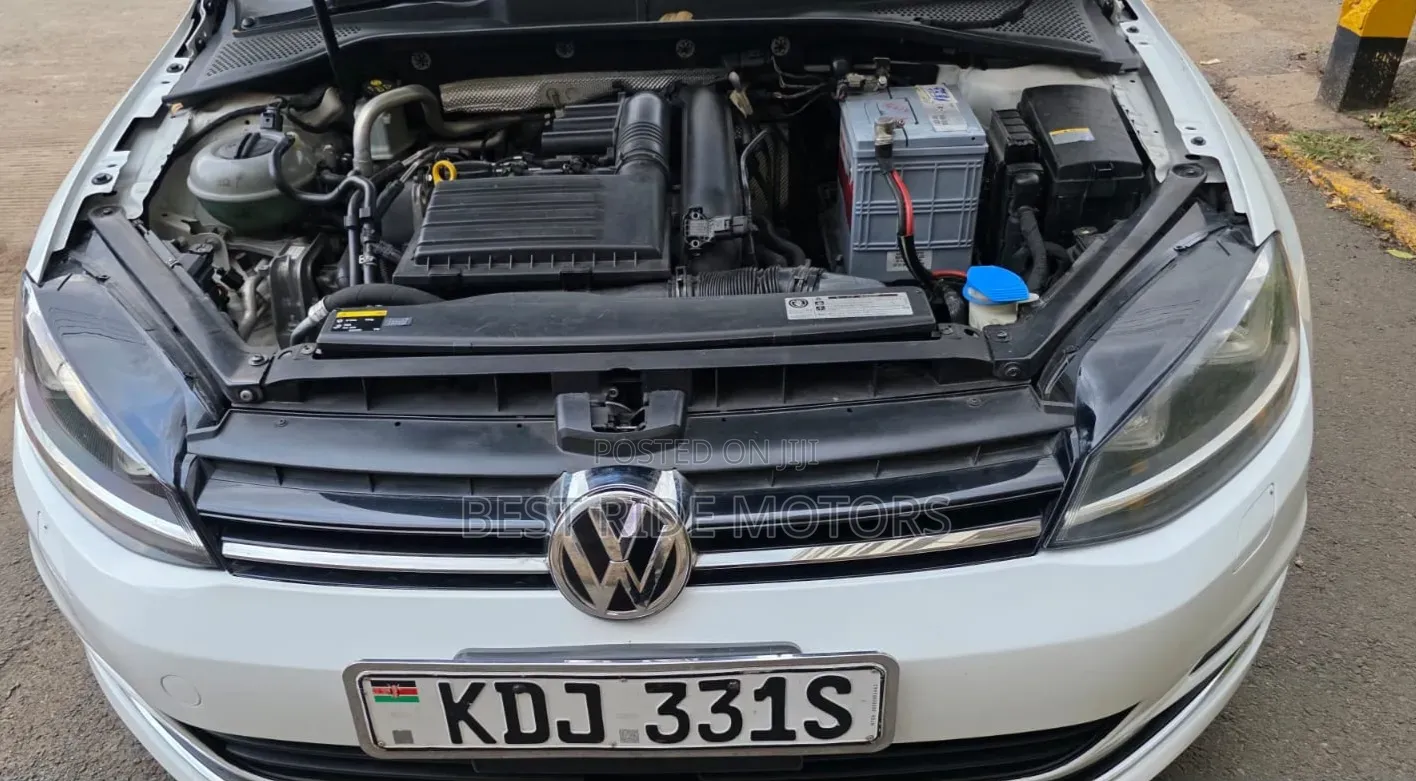 Volkswagen Golf 2015 White