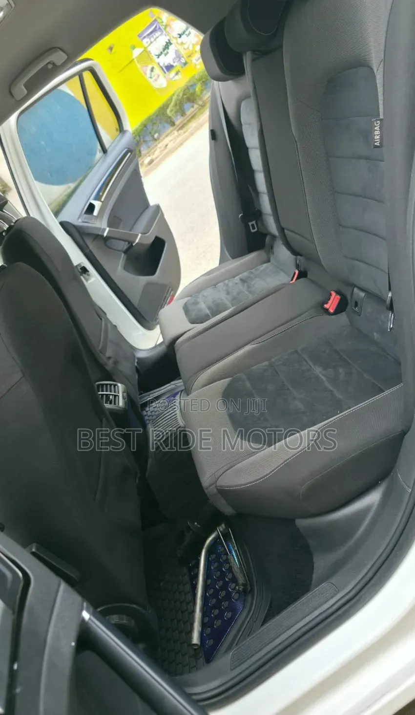 Volkswagen Golf 2015 White