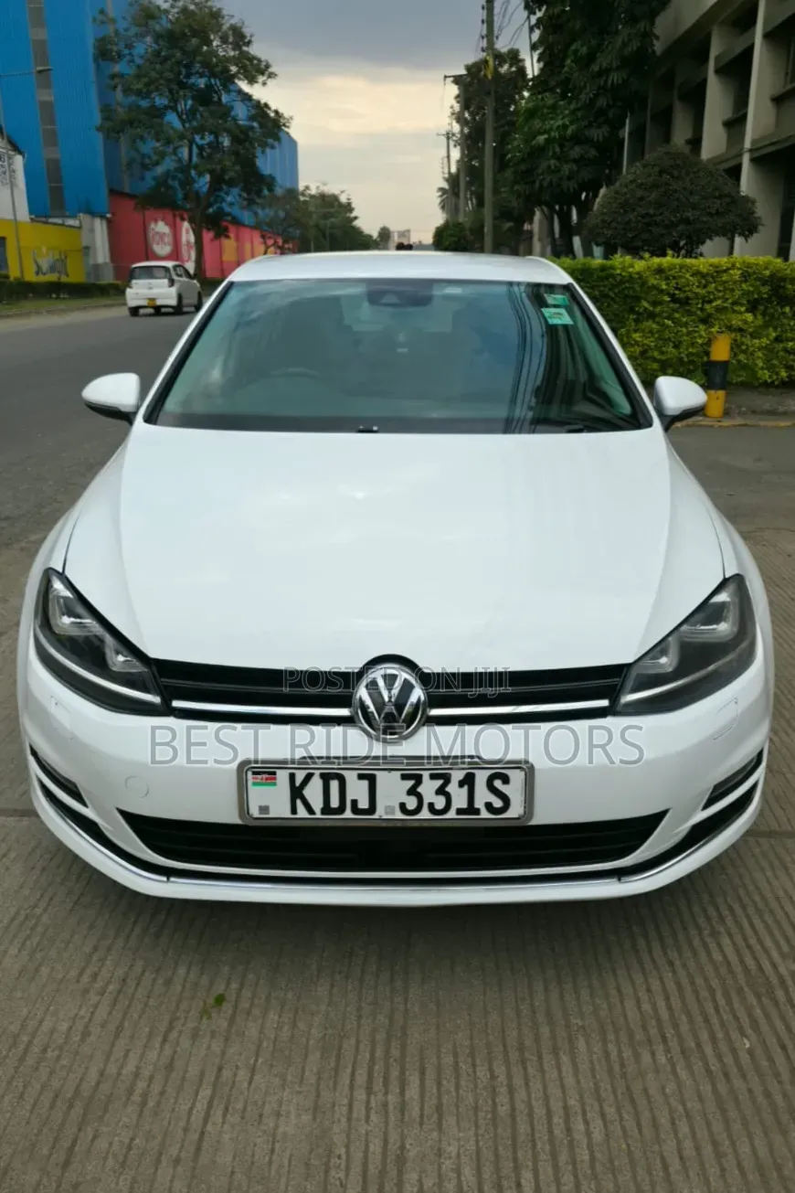 Volkswagen Golf 2015 White
