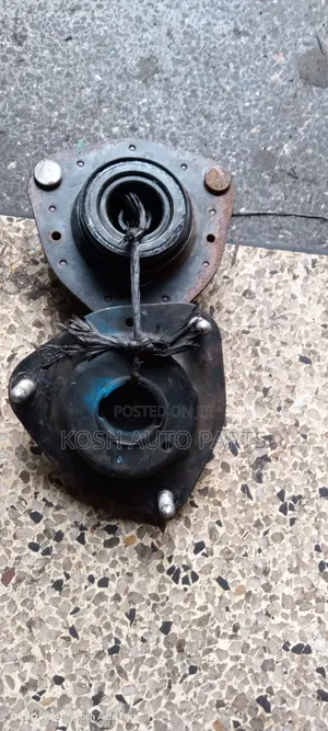 Shock Mounts Toyota Voxy/Noah Old Model
