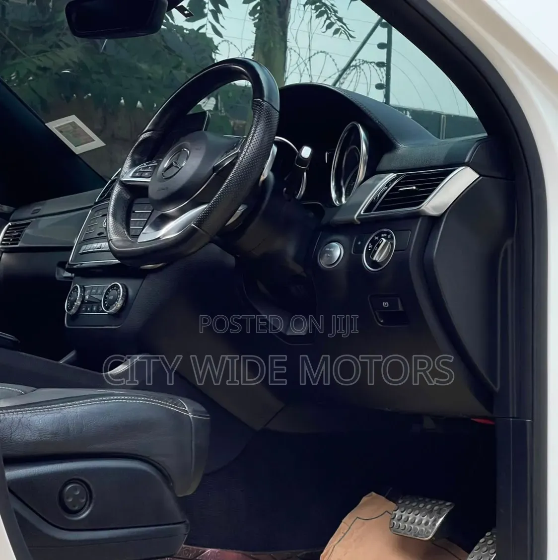 Mercedes-Benz GLE-Class 2019 White