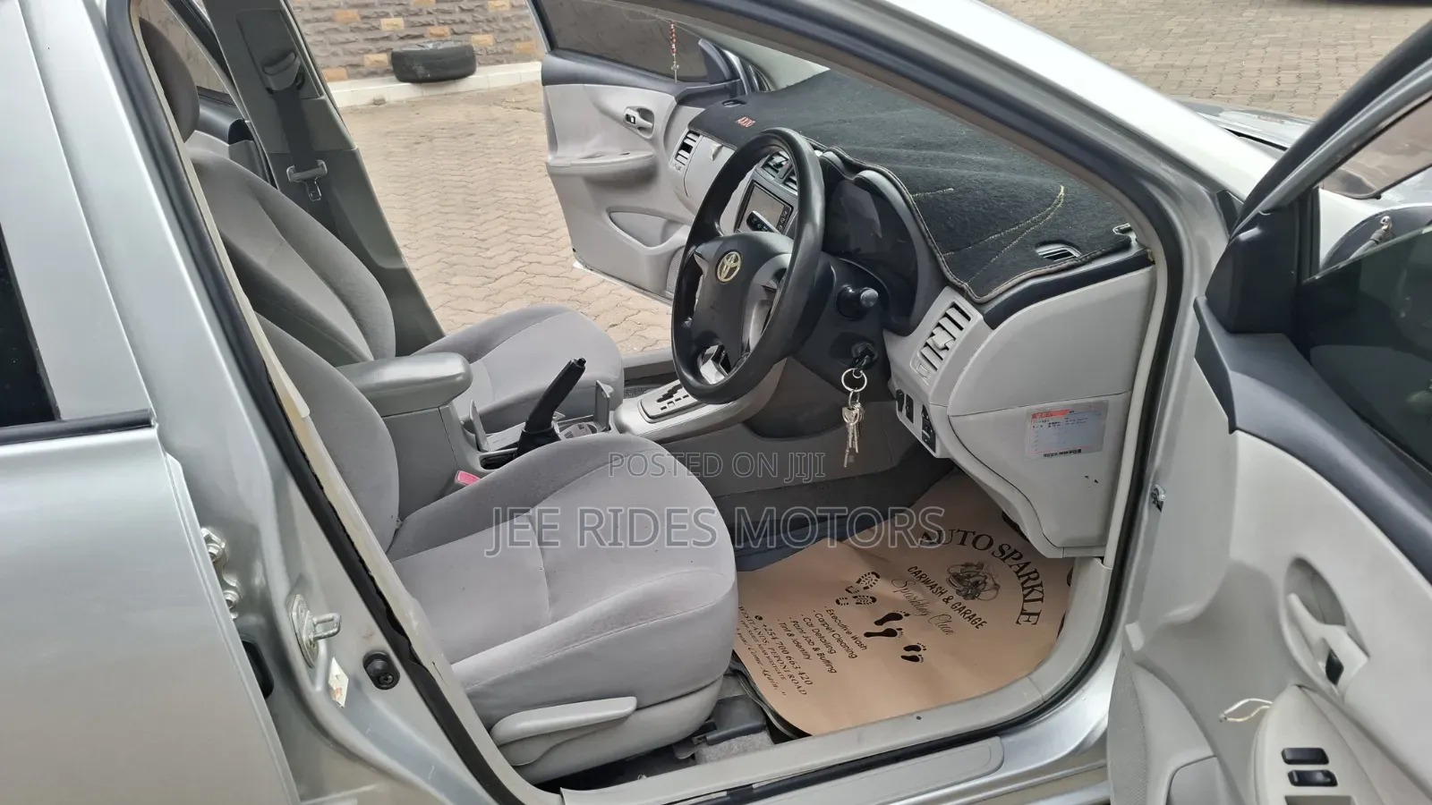 Toyota Axio 2009 Silver