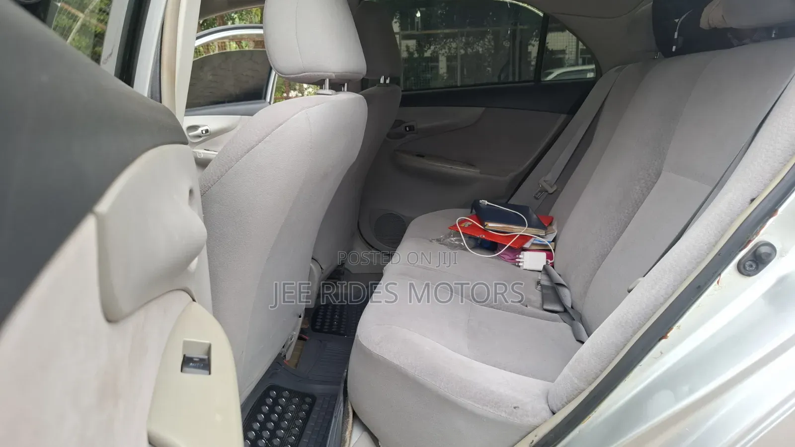 Toyota Axio 2009 Silver