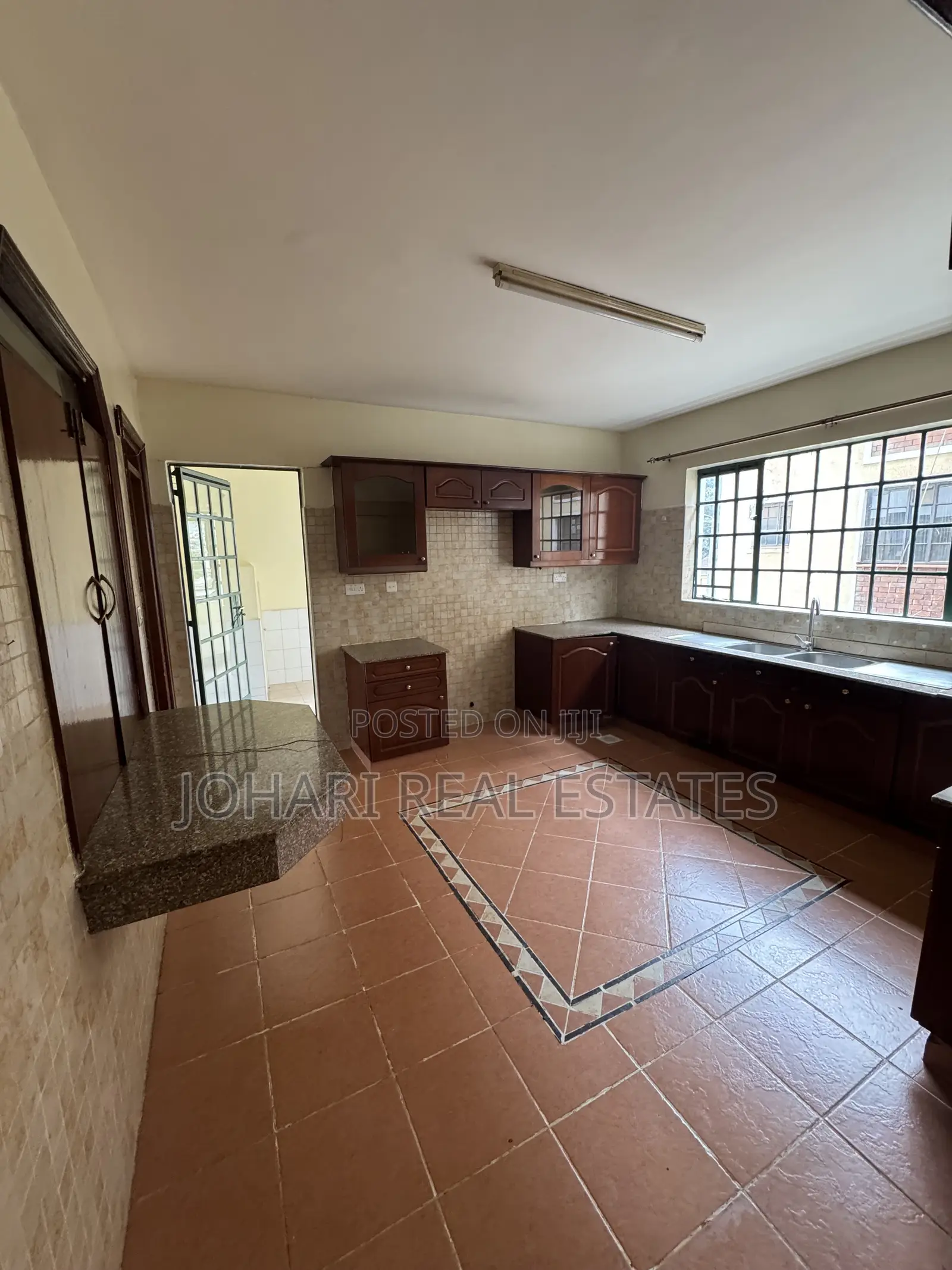 3bdrm Apartment in Riara Woods, Hurlingham for rent