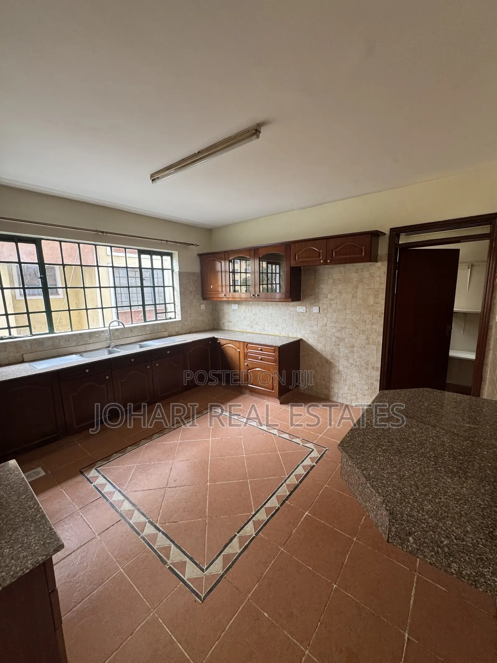 3bdrm Apartment in Riara Woods, Hurlingham for rent