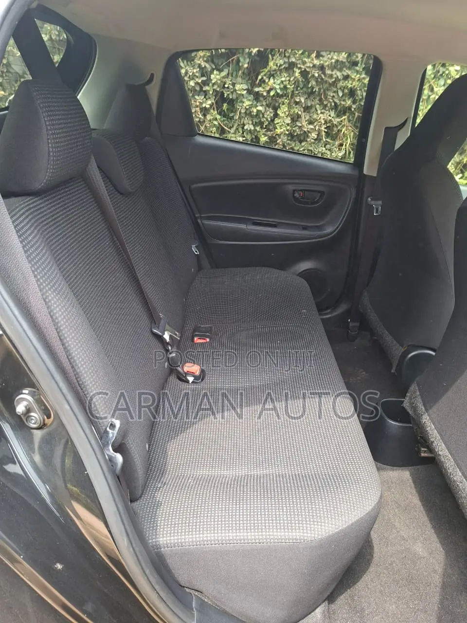 Toyota Vitz 1.0 FWD 5dr 2018 Black