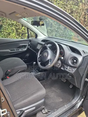 Toyota Vitz 1.0 FWD 5dr 2018 Black