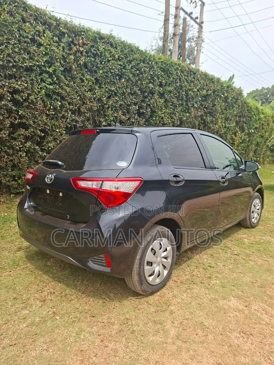 Toyota Vitz 1.0 FWD 5dr 2018 Black