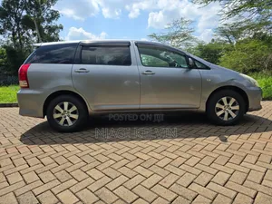Toyota Wish 2007 Gray