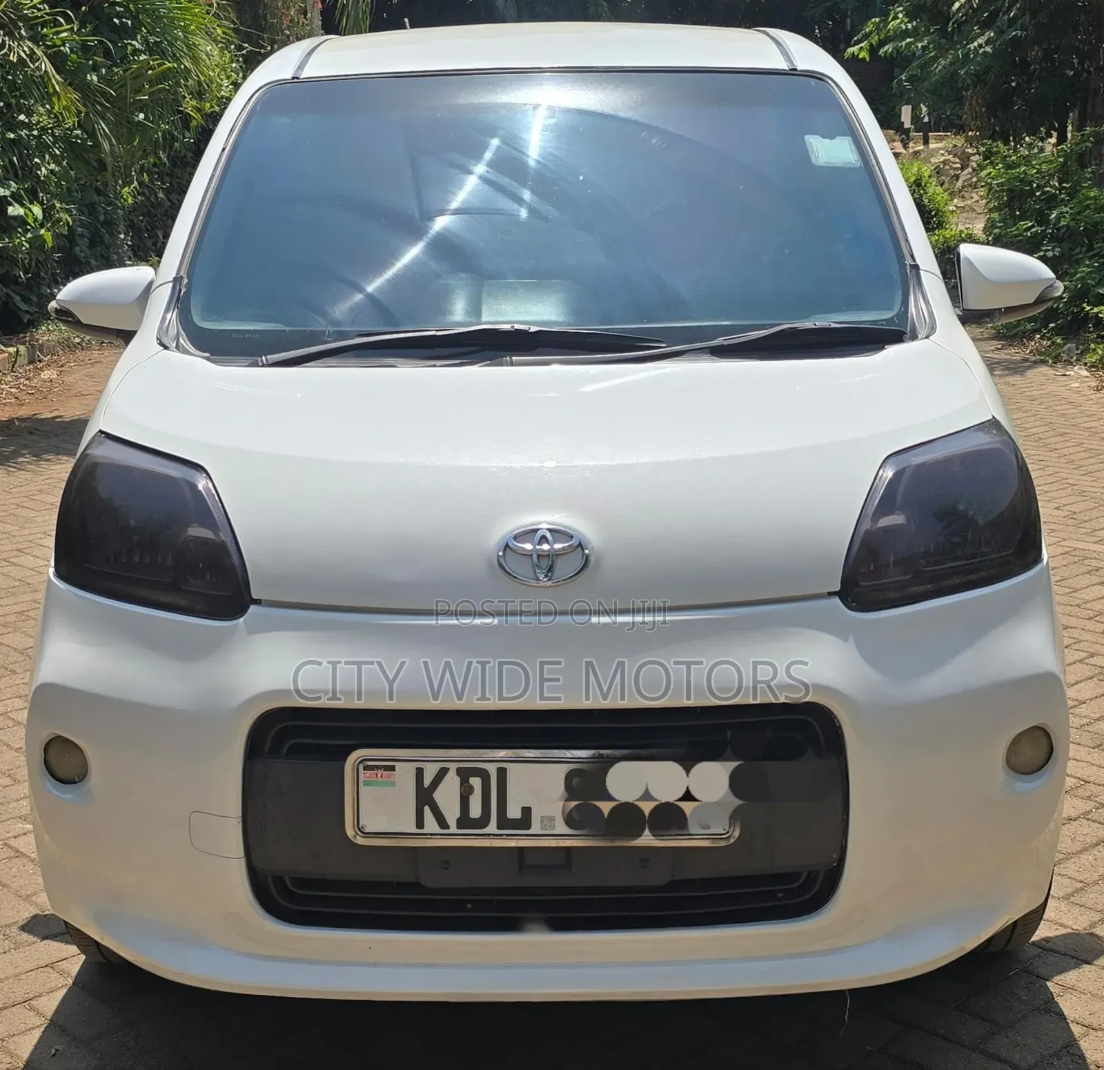 Toyota Porte 2015 White