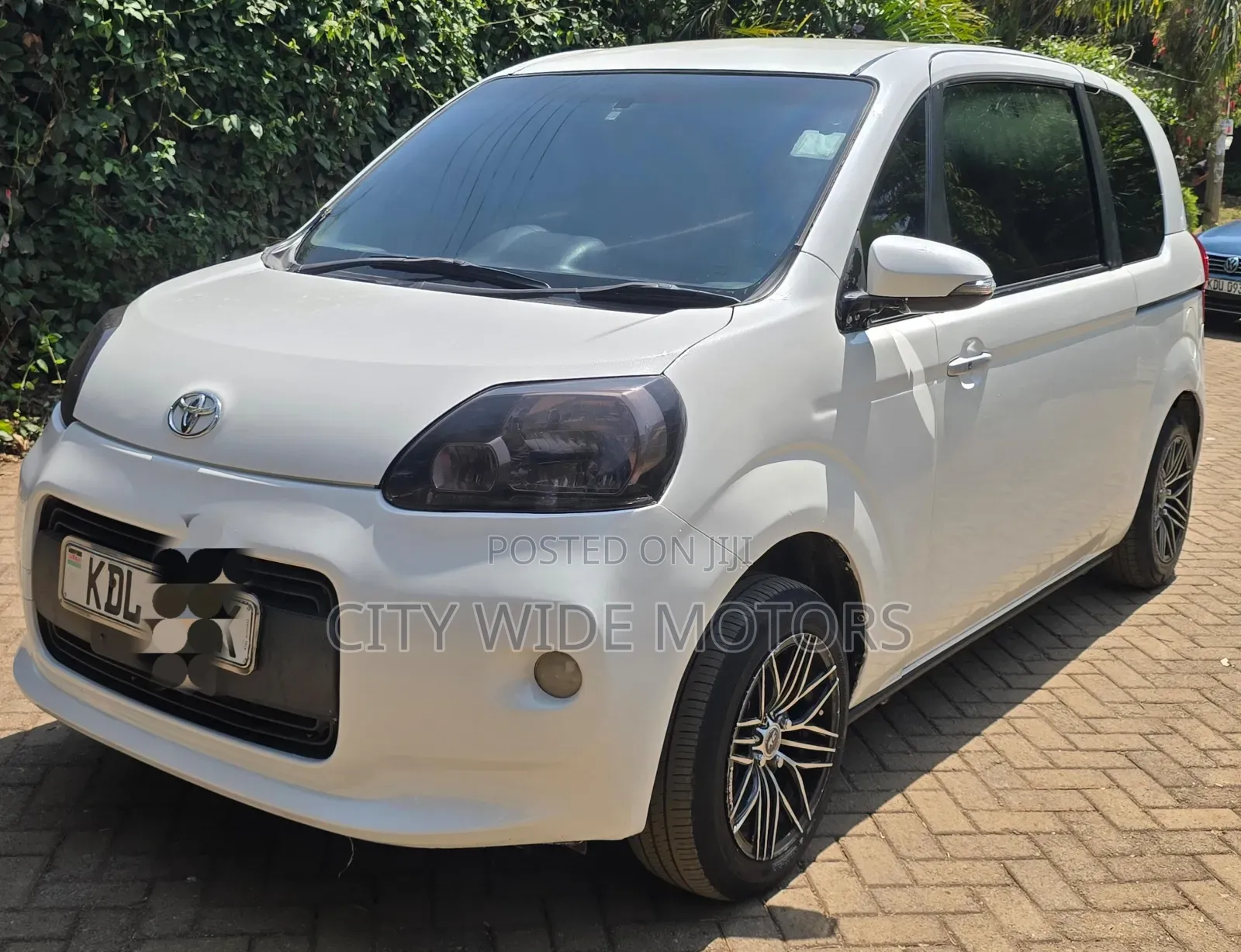 Toyota Porte 2015 White