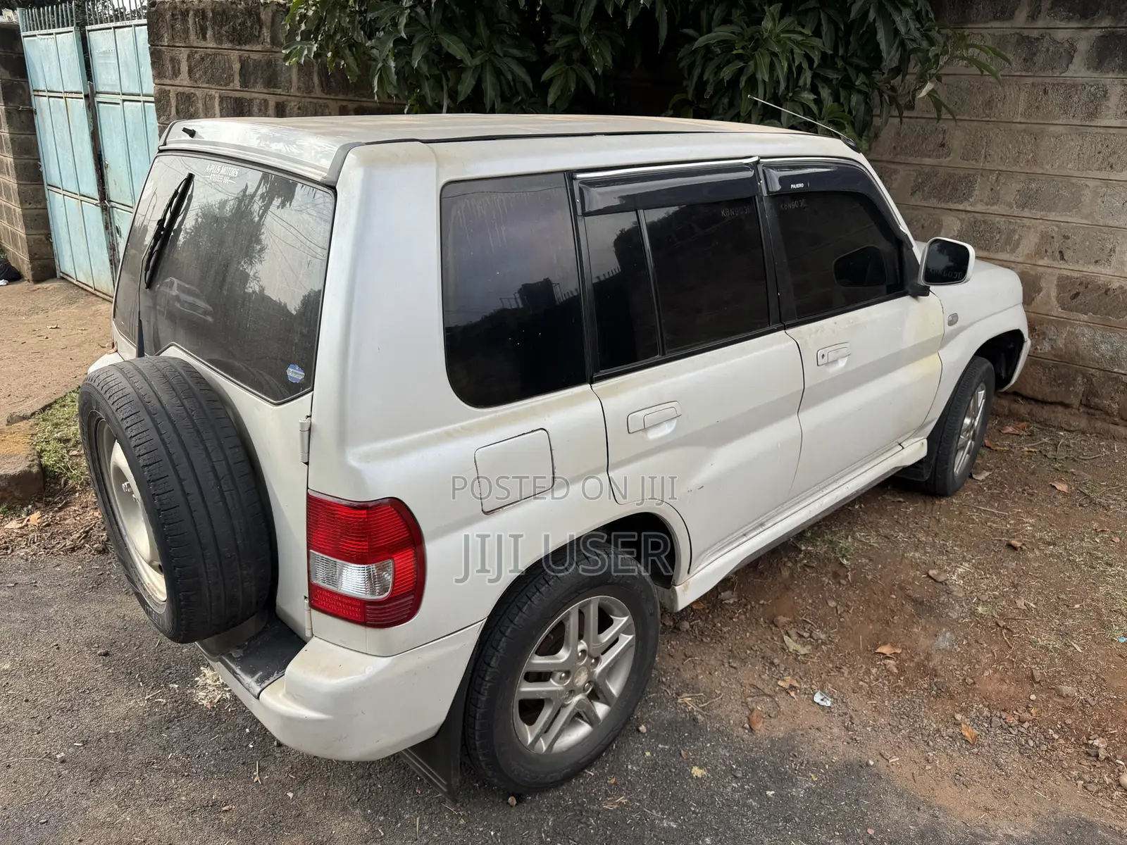 Mitsubishi Pajero IO 2003 Pearl