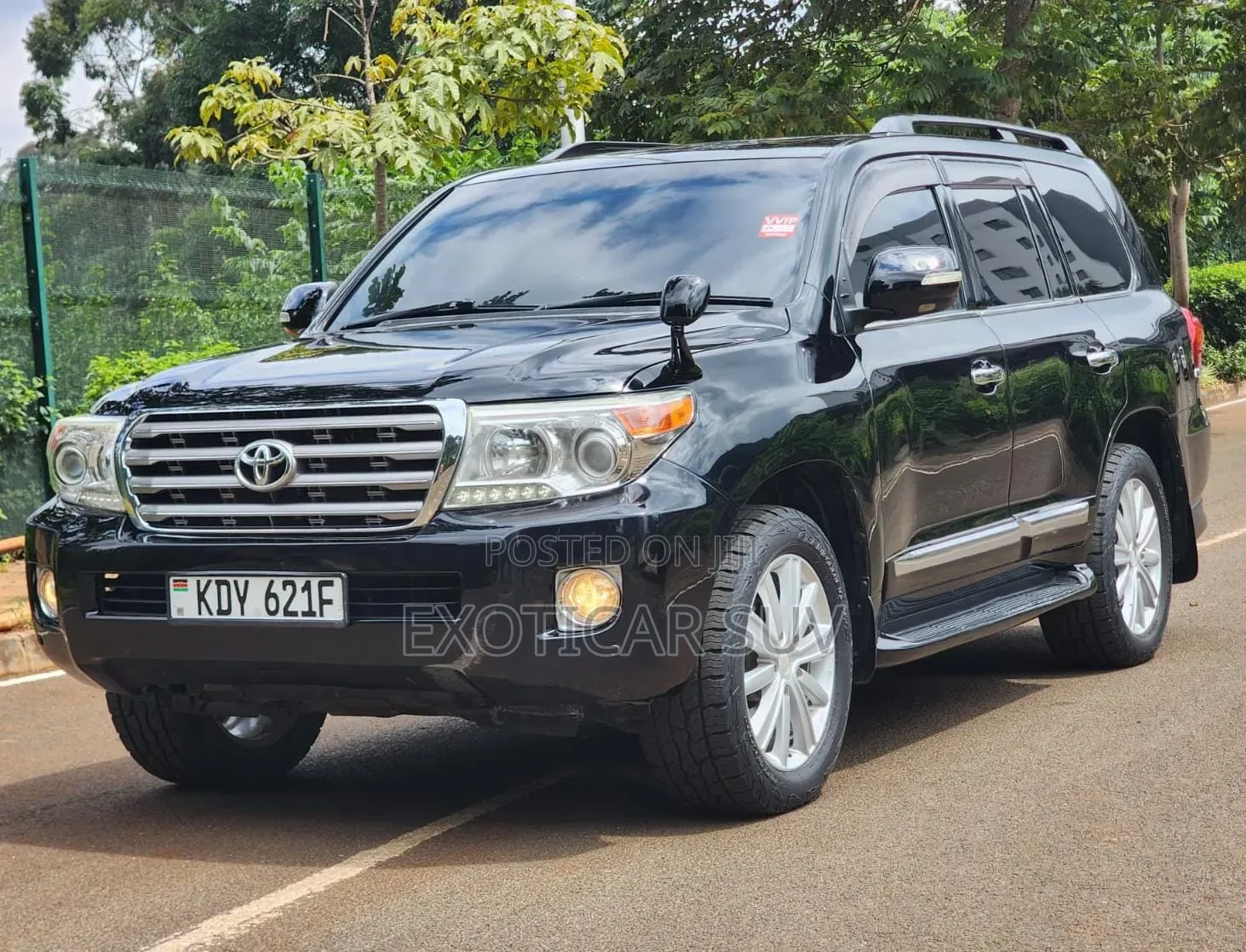 Toyota Land Cruiser 2012
