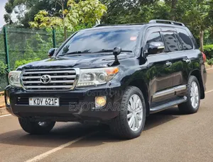 Toyota Land Cruiser 2012